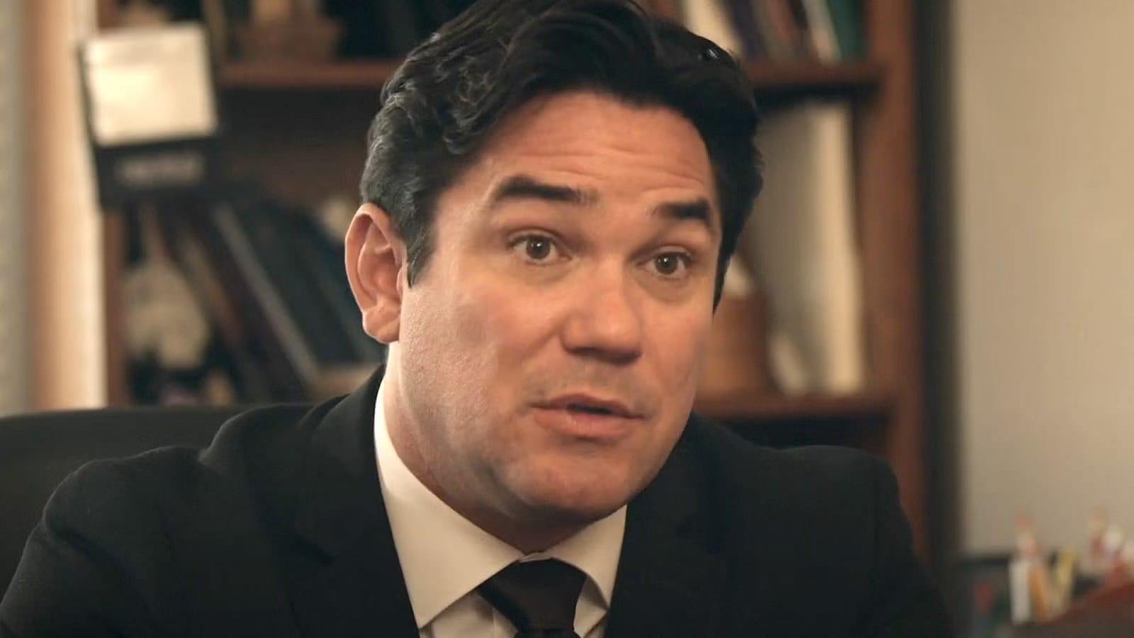 Dean Cain defends ICE agents after Minneapolis shooting of Alex Pretti — Static0.moviewebimages.com