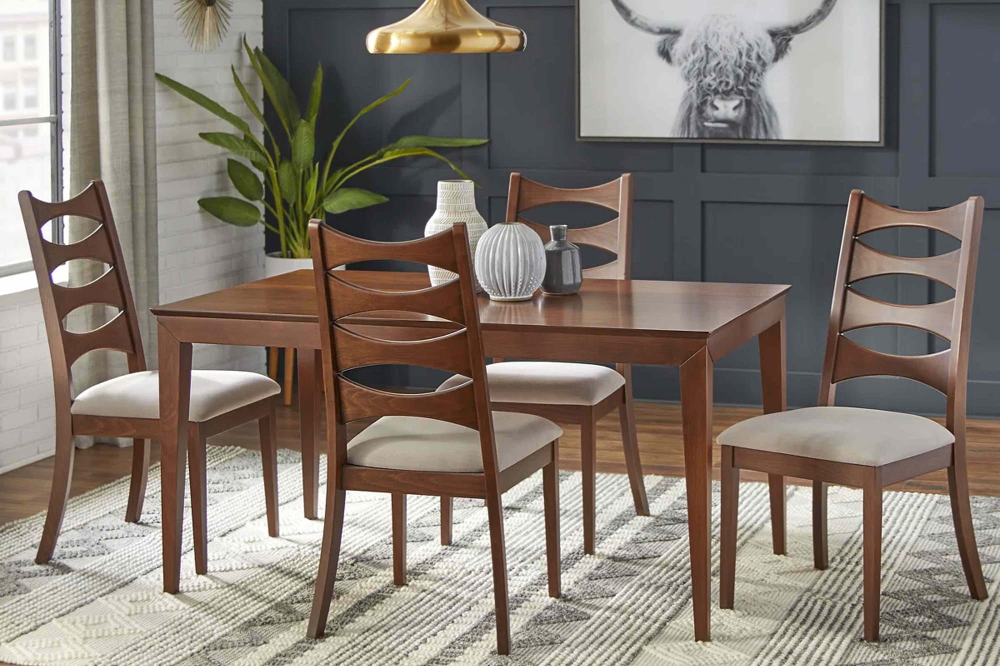 Home expert selects 10 top Wayfair furniture and decor deals starting at $28 — People.com