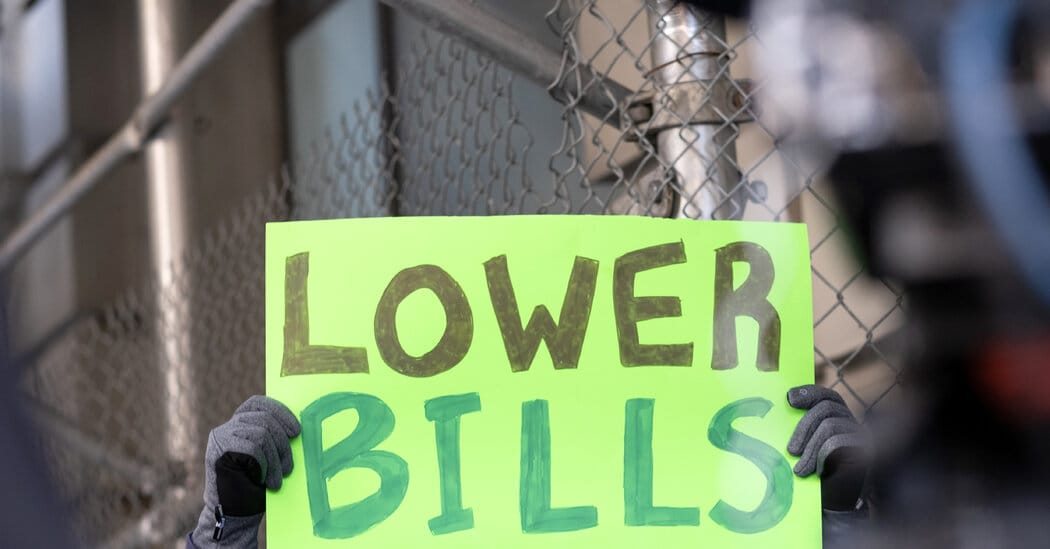 Poll: Americans say ‘affordability’ means rising cost of a middle‑class life — Static01.nyt.com