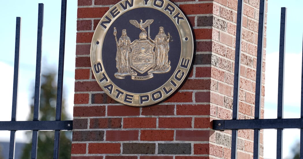 Reporter reviewed more than 10,000 New York police misconduct files — Static01.nyt.com