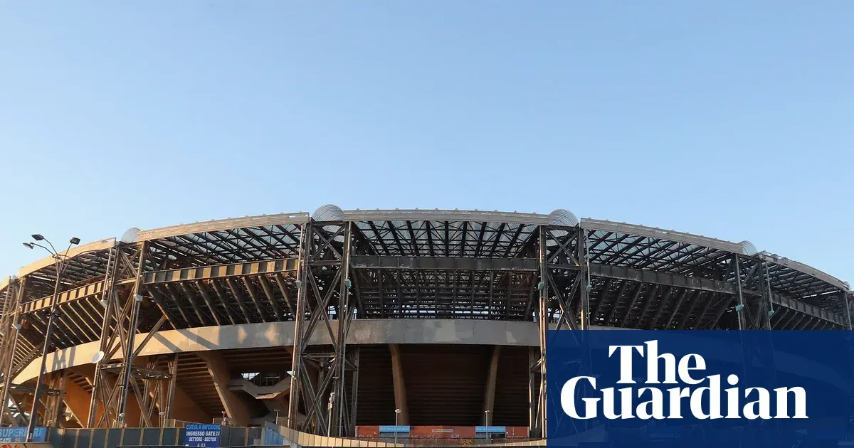 Chelsea urge fans to take 'extreme caution' in Naples after two taken to hospital — I.guim.co.uk