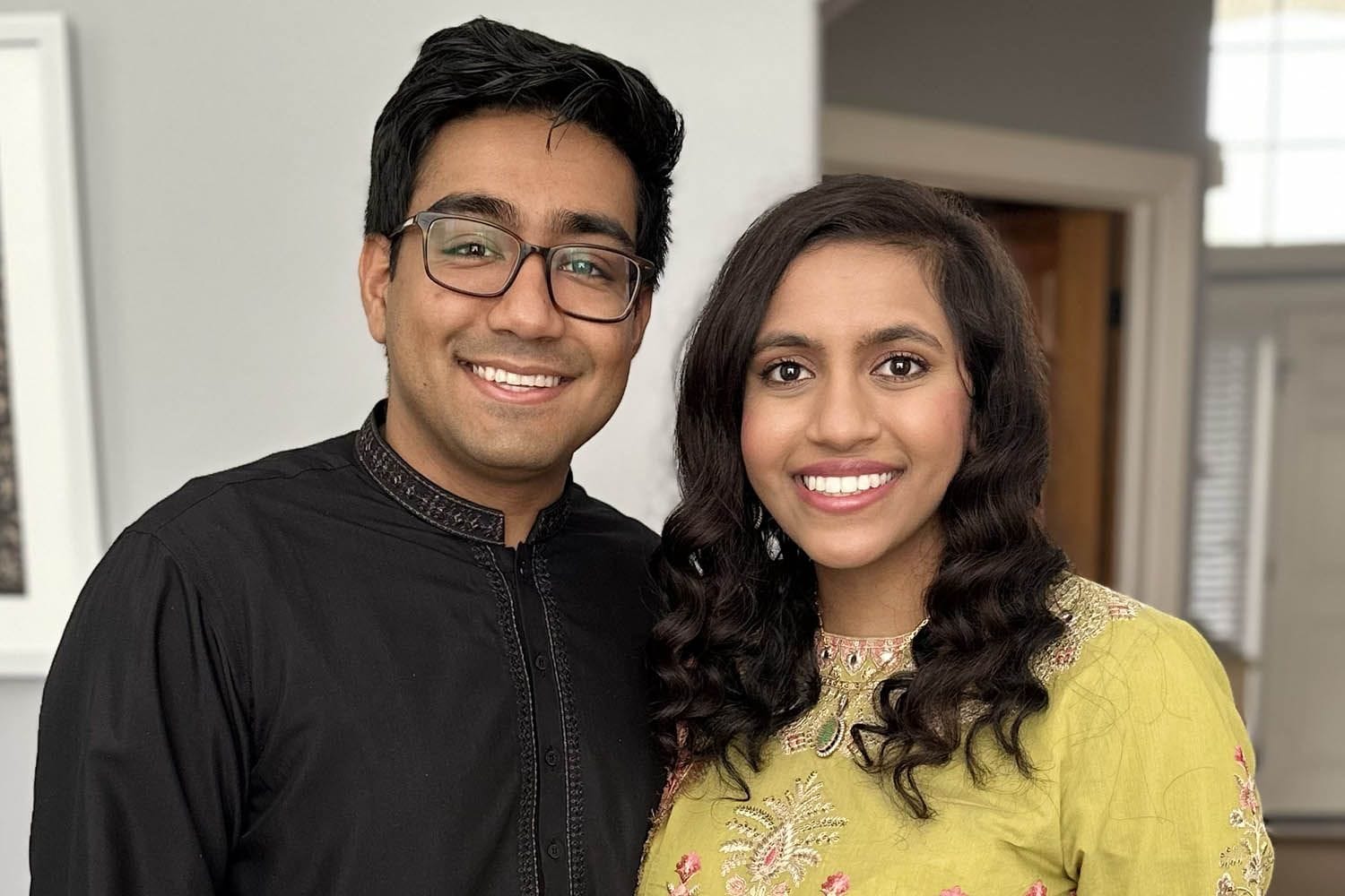 Widower wears wife's gift after she texted him 20 minutes before D.C. crash — People.com