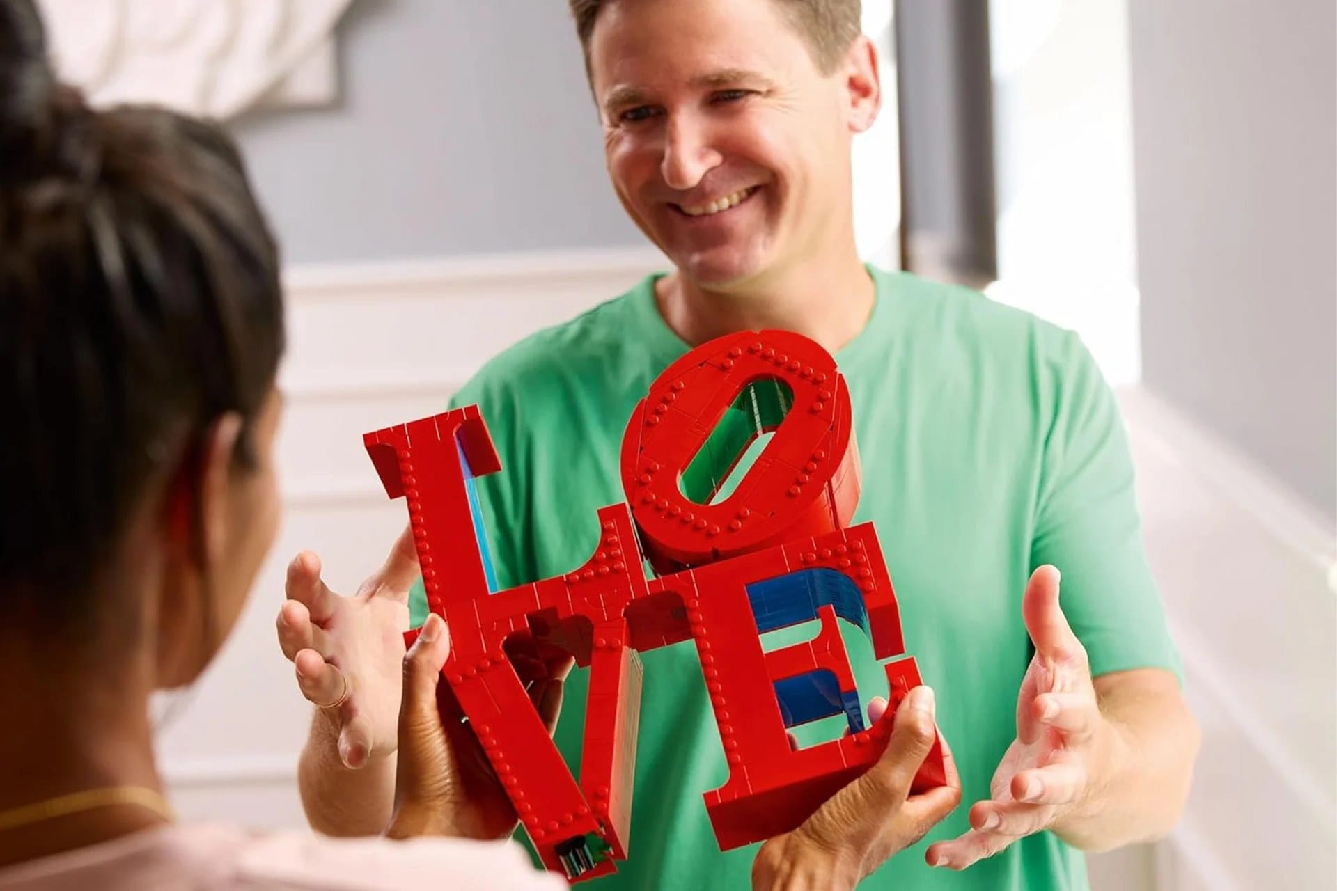 LEGO LOVE sculpture set drops to $64 on Amazon — selling out fast — Kotaku.com