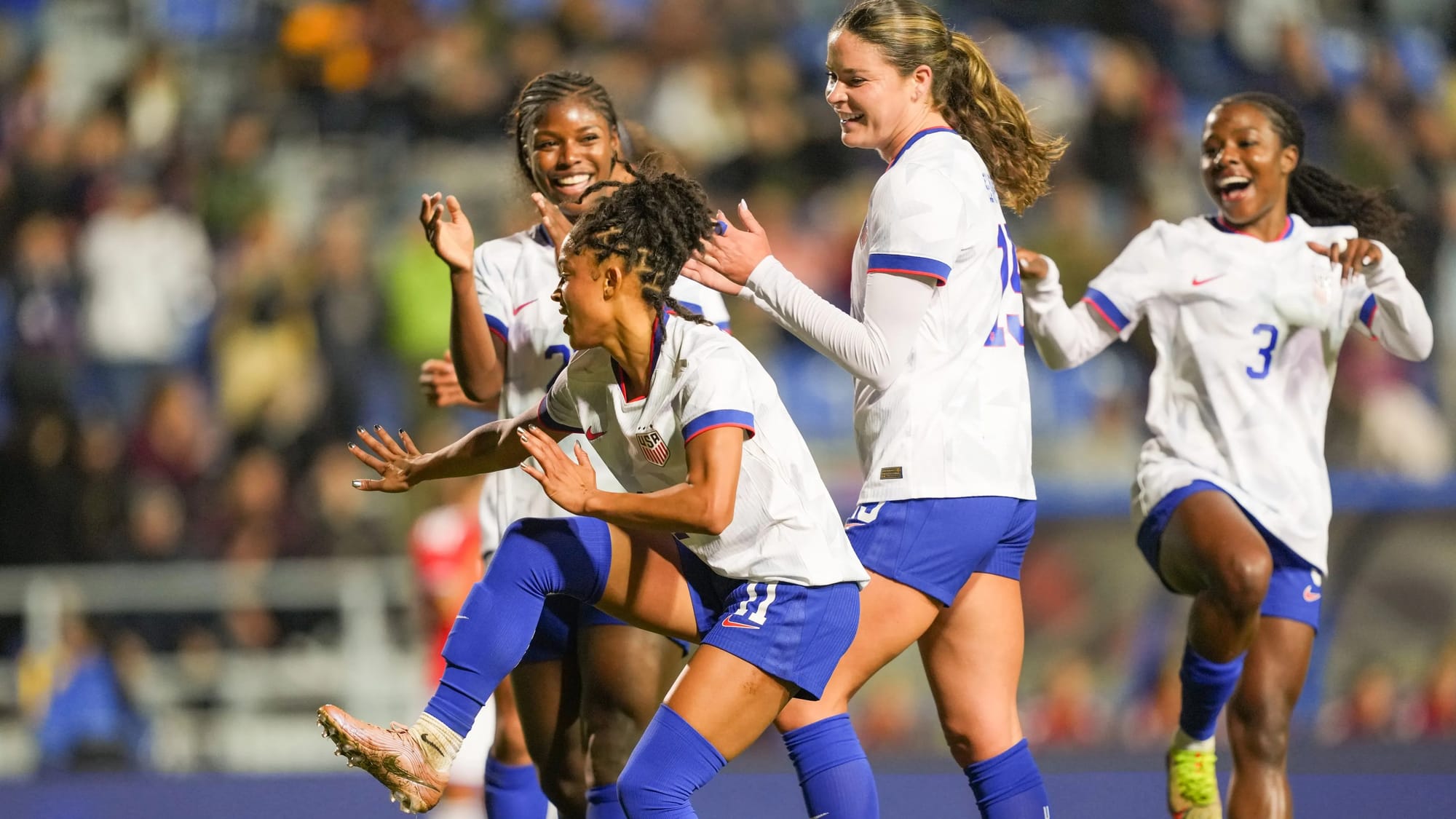 USWNT beat Chile 5-0 in Santa Barbara — three players net first senior goals — Assets.goal.com