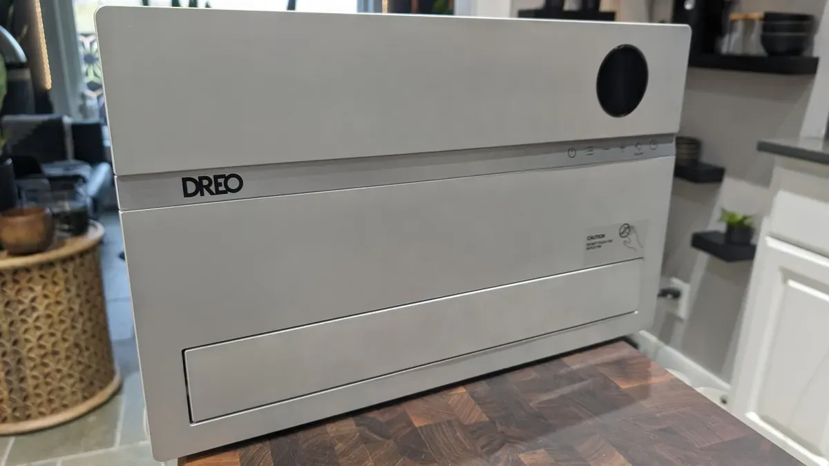 ZDNET review: Dreo Smart Wall Heater warms targeted spaces for $130 — Zdnet.com