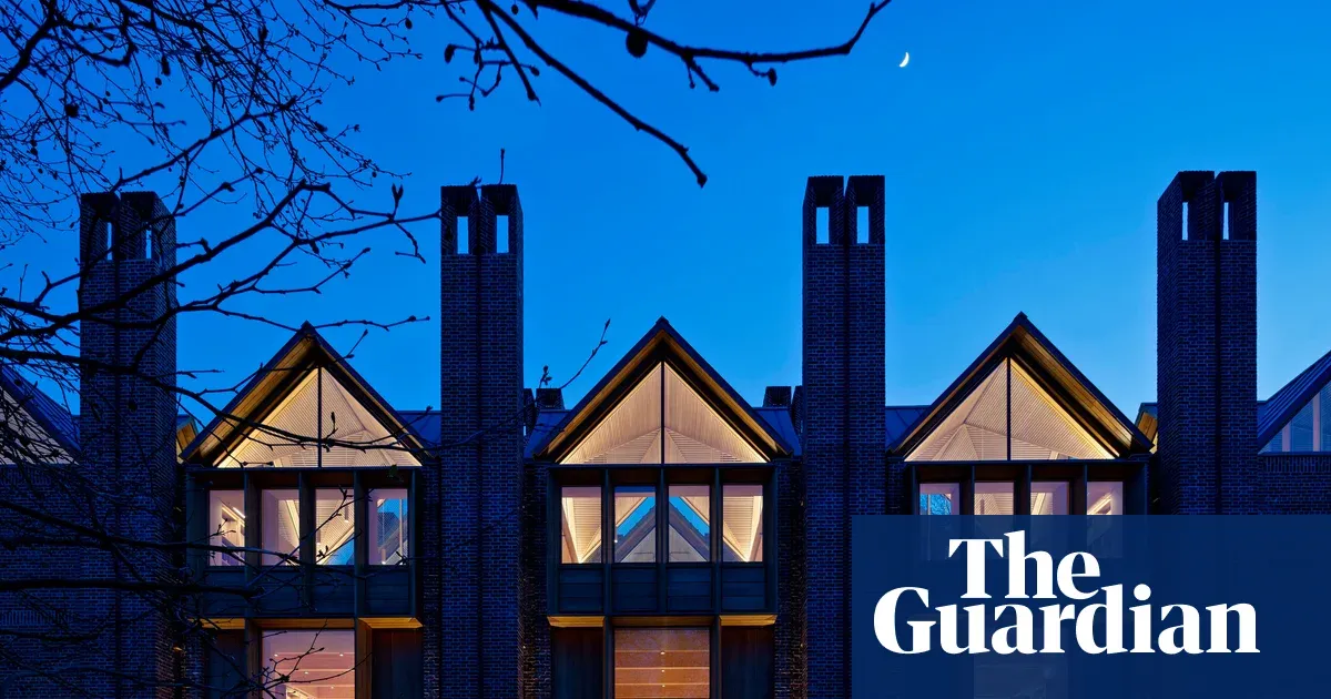 Níall McLaughlin awarded RIBA royal gold medal for lifetime contribution to architecture — I.guim.co.uk
