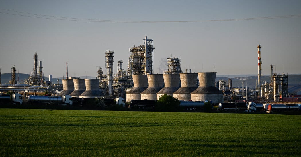 Lukoil agrees to sell its foreign assets to Carlyle, excluding Kazakhstan — Static01.nyt.com