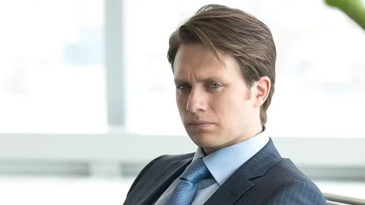 Mr. Robot hits No. 2 on iTunes US, No. 4 globally, outpaces Euphoria and Friends — Static0.colliderimages.com