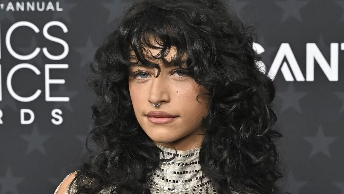 Before 'Marty Supreme,' Odessa A'zion broke out as Stephanie on CBS' Ghosts — Static0.colliderimages.com