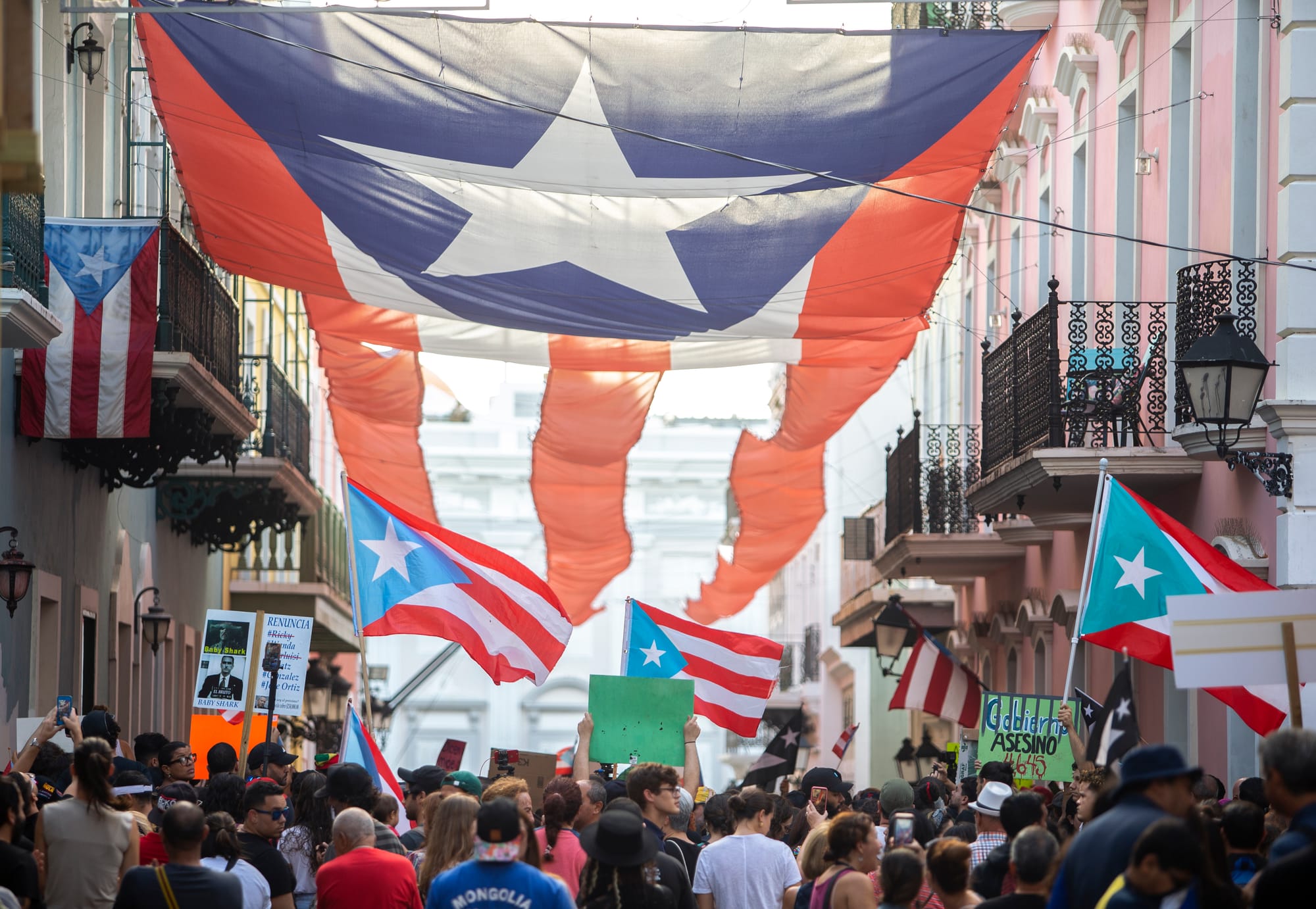 Trump pardons Puerto Rico’s former governor Wanda Vázquez on Jan. 16 — Api.time.com