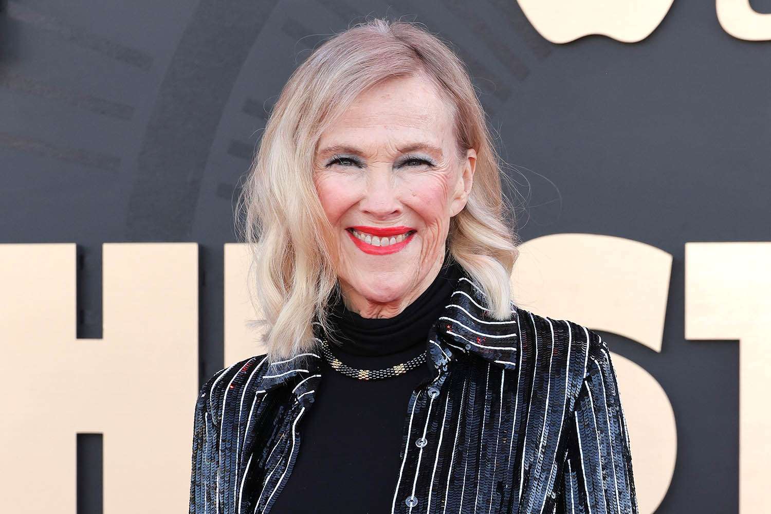 SNL honors Catherine O’Hara with on-air tribute a day after her death — People.com