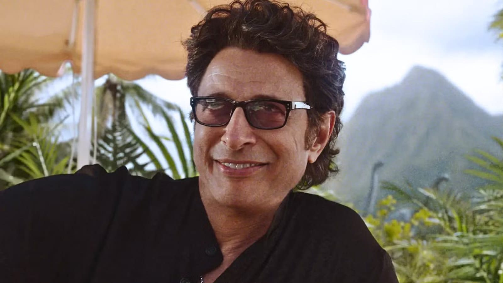 Taika Waititi remakes Jurassic Park for Xfinity Super Bowl ad with Dern, Neill, Goldblum — Static0.moviewebimages.com