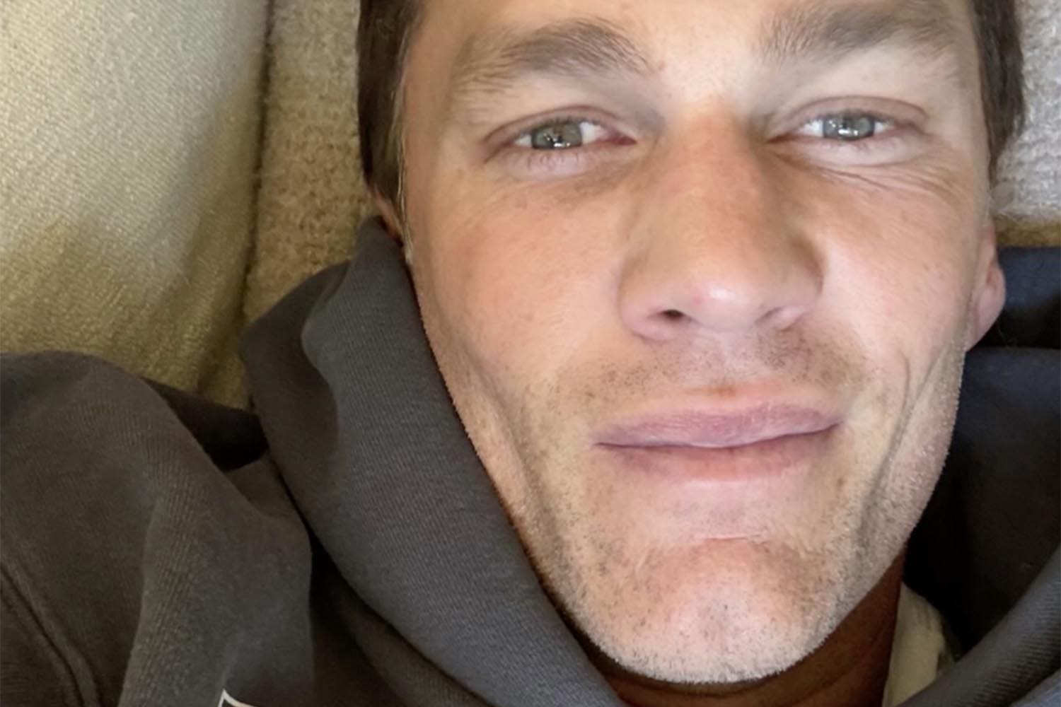 Tom Brady's Instagram selfies have fans wondering if he's courting a crush — People.com