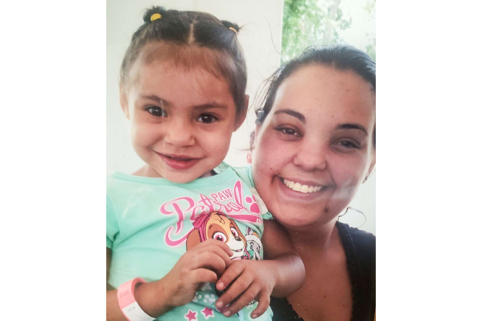 Teens sentenced for 2022 apartment fire that killed mother and daughter — People.com