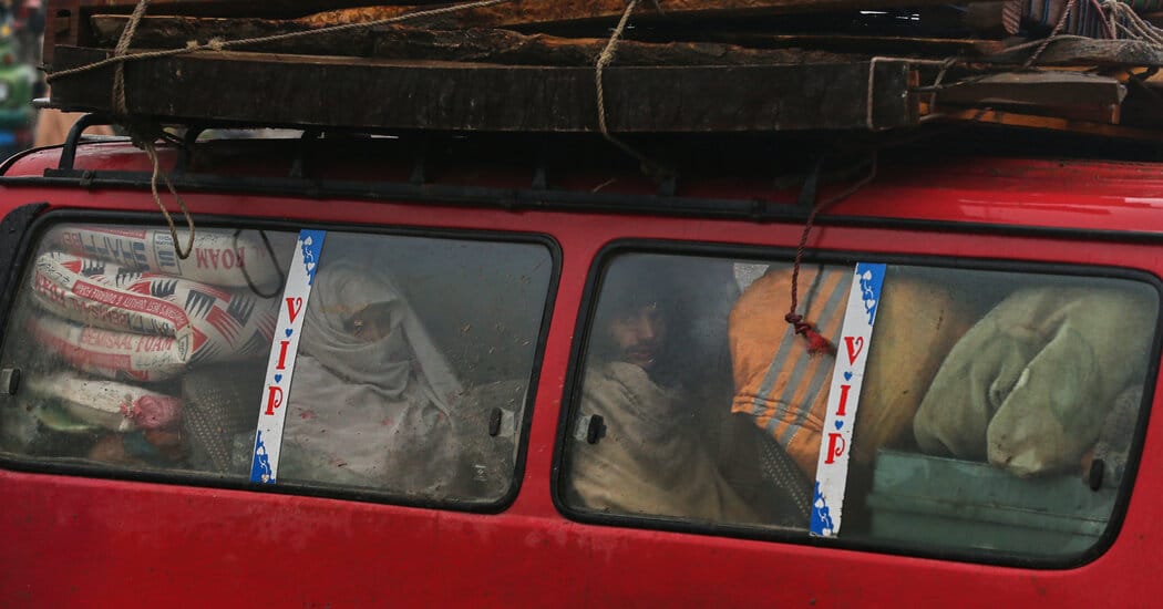 Thousands Displaced by Military Operation in Pakistan — static01.nyt.com