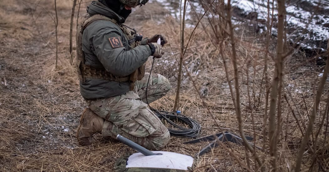 At Ukraine’s Request, Starlink Denies Internet Access to Russian Troops — static01.nyt.com