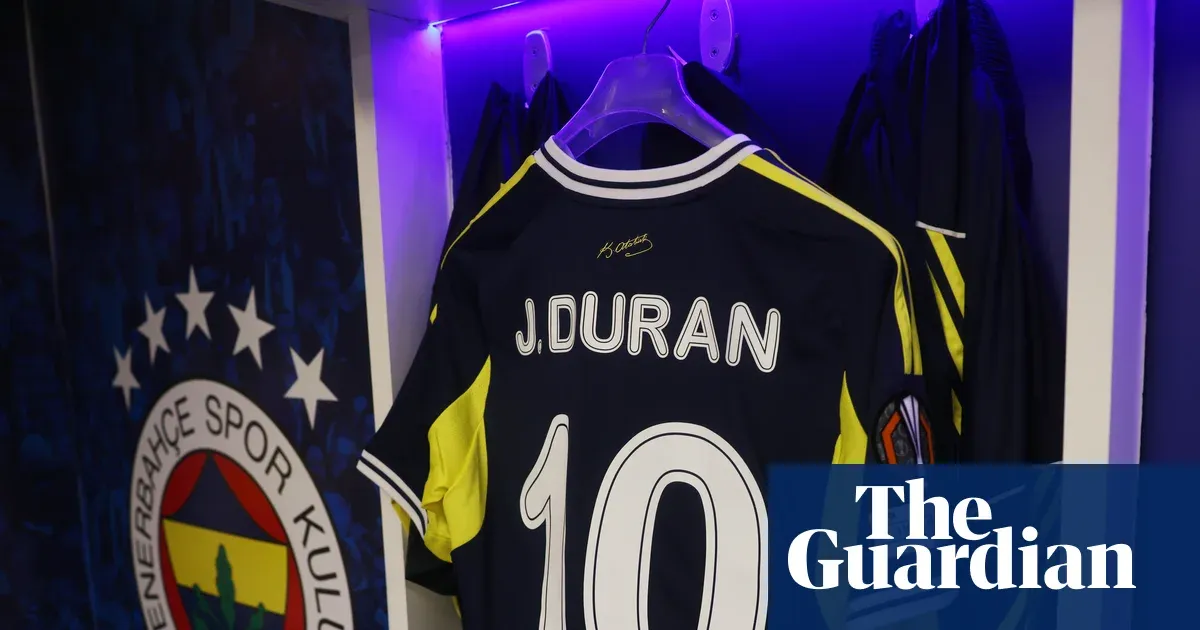Does Jhon Durán have football’s itchiest feet? — Football | The Guardian