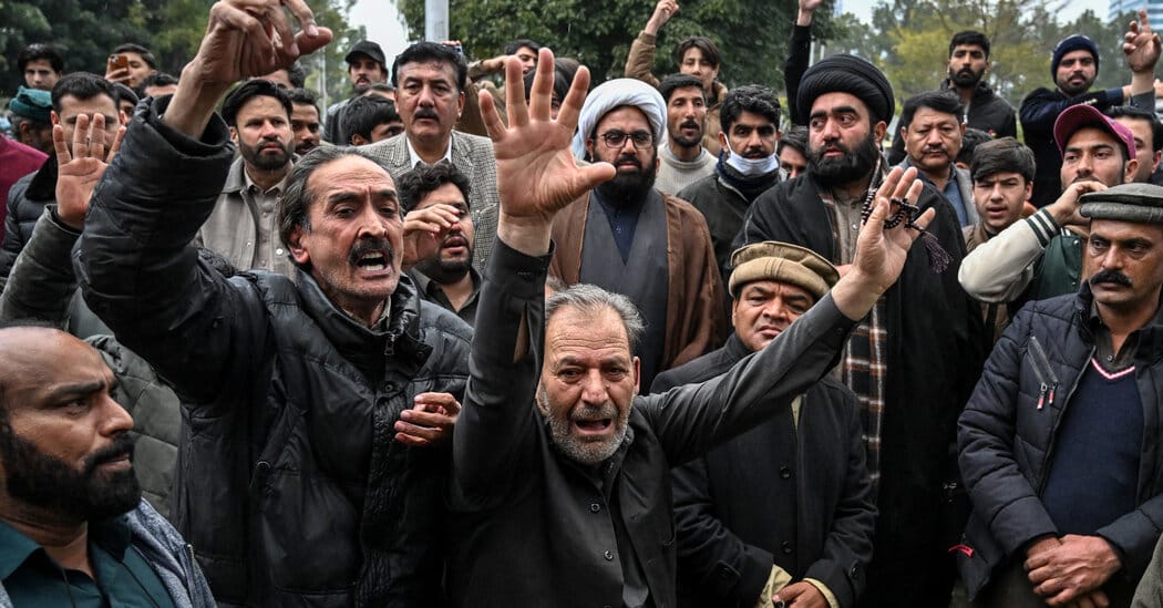 Suicide Bombing Kills 31 at Shiite Mosque on Islamabad Outskirts — NYT > World News