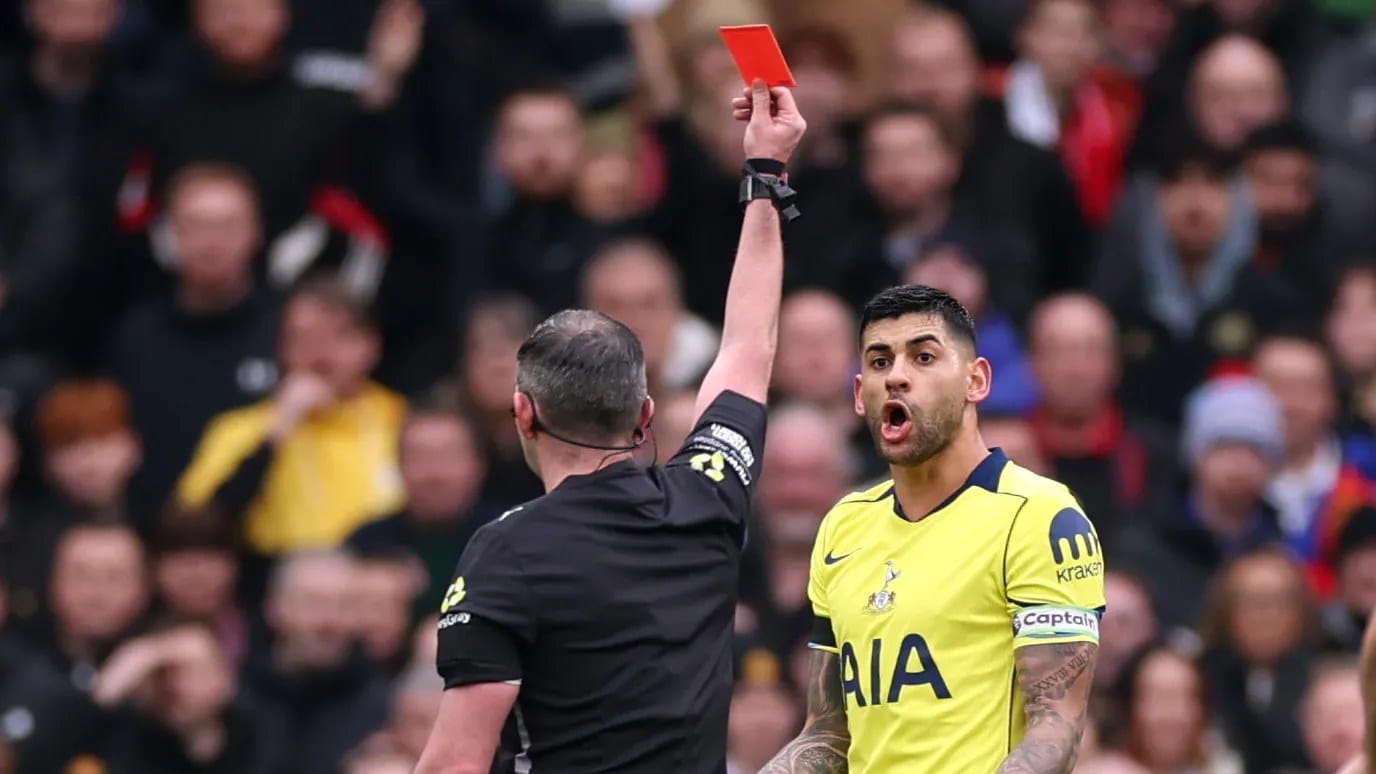 Tottenham captain Cristian Romero sent off for reckless foul on Casemiro — Goal