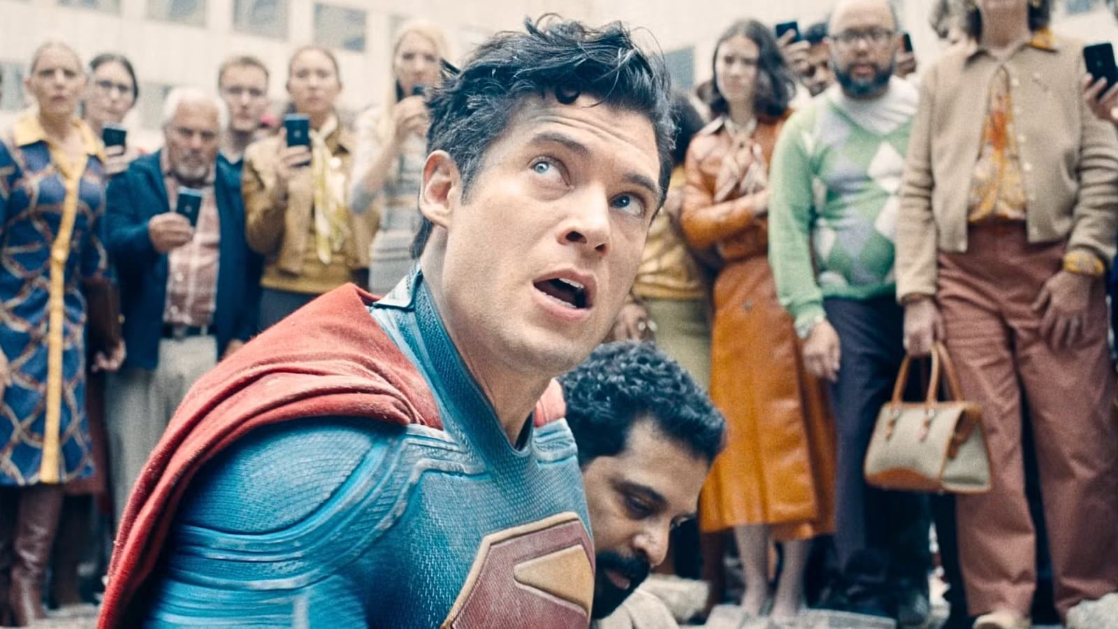 Grant Morrison Questions James Gunn’s Portrayal of Superman — Movieweb