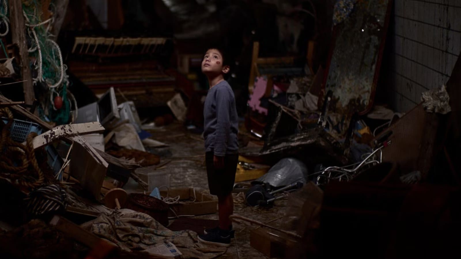 Exit 8 trailer teases live-action horror game adaptation — Movieweb