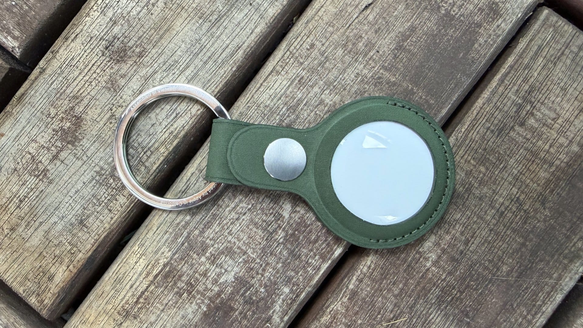 Apple AirTag (2026) review: It's a little better and costs the same — Mashable