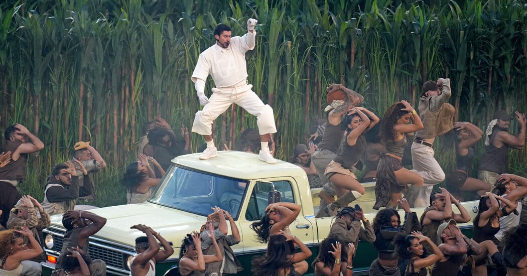 Bad Bunny Delivers a Love Letter to Puerto Rico at Super Bowl Halftime — NYT > Arts
