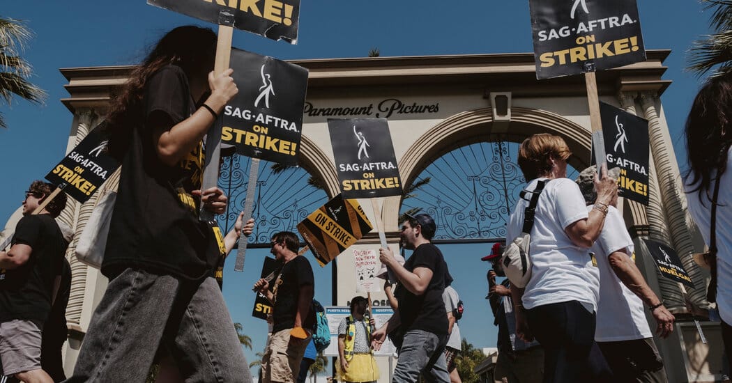 Hollywood Braces for New Round of Labor Talks — NYT > Business