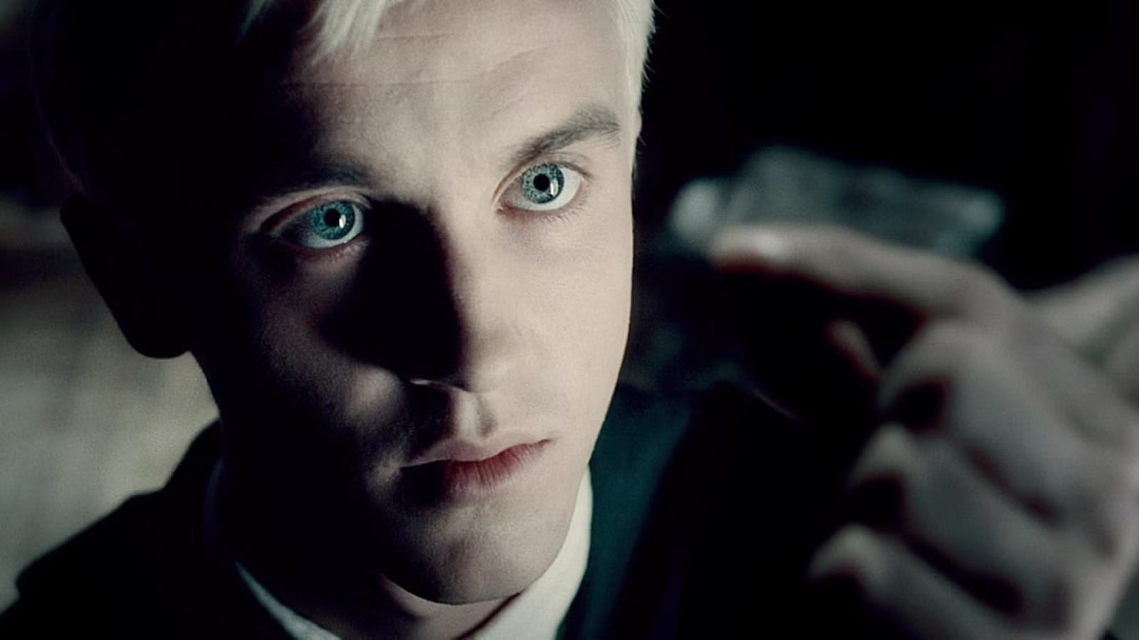 Lox Pratt on playing Draco and working with Johnny Flynn — Collider