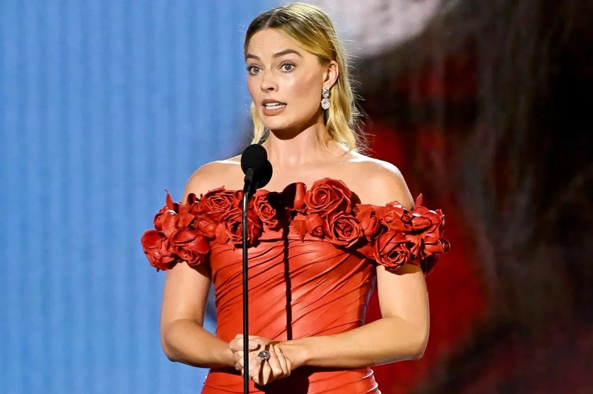Margot Robbie says a co-star once gave her a book telling her to 'eat less' — Pagesix