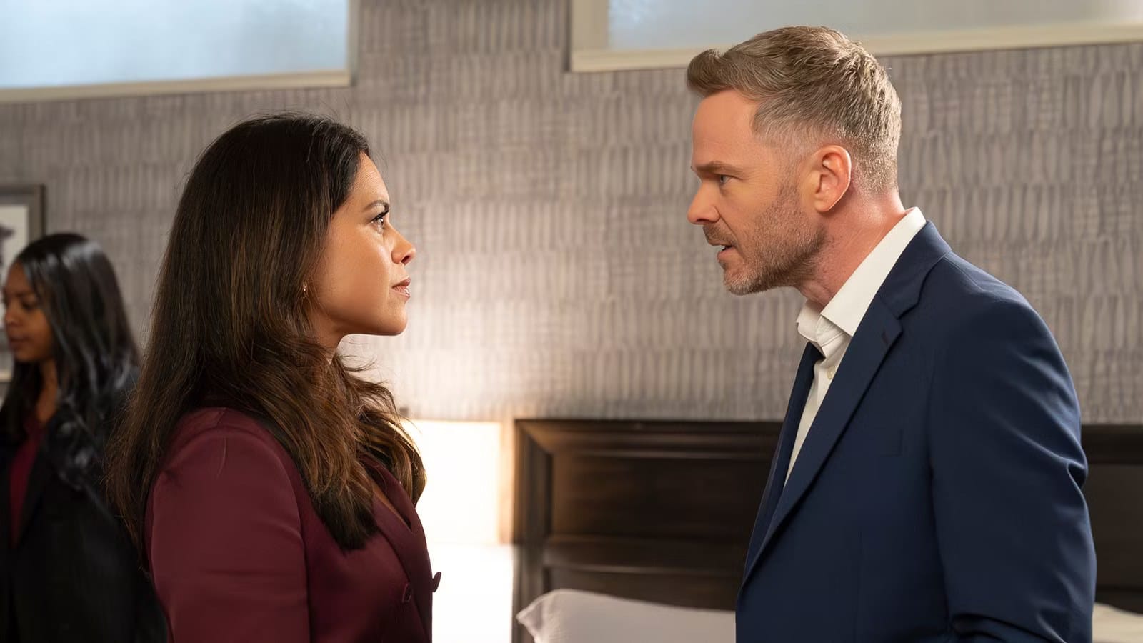 The Rookie S8E6 Teases a Chilling Serial Killer's Return and a Deadly Curse — Collider