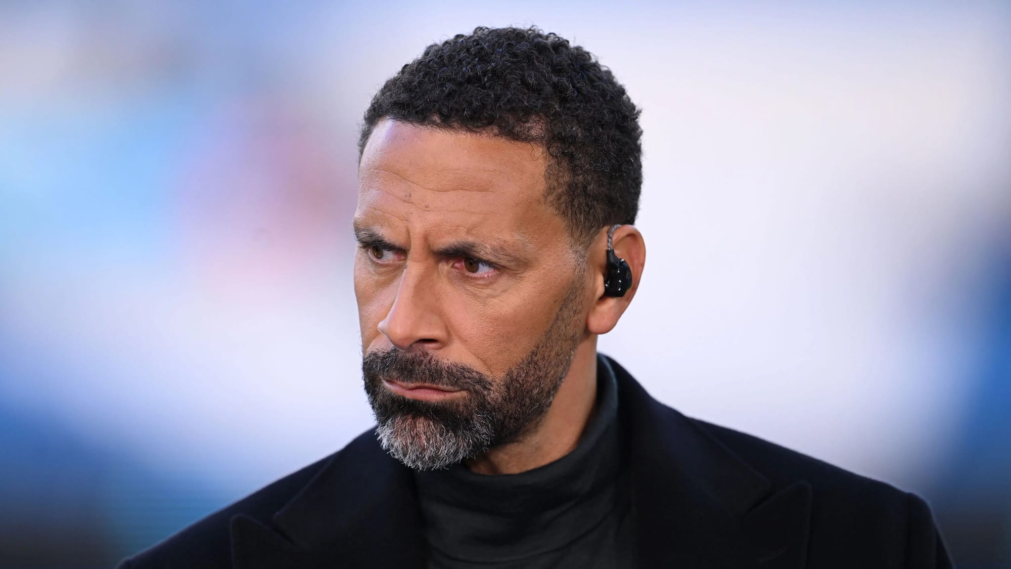 Rio Ferdinand in hospital and using wheelchair during severe back pain — Goal