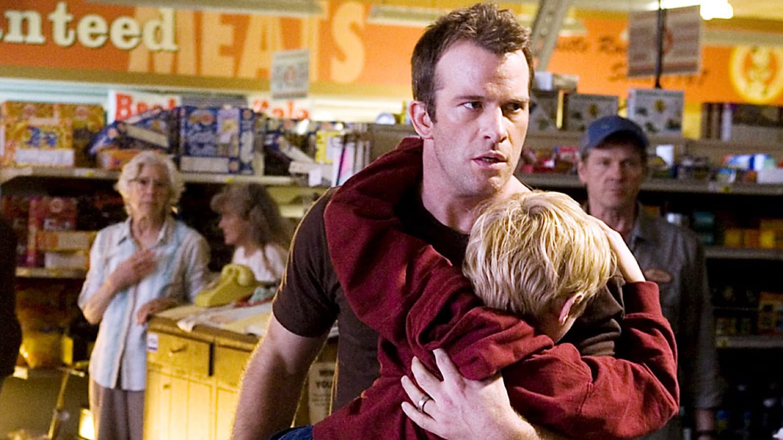 'The Mist': Mike Flanagan To Direct New Stephen King Adaptation — Movieweb