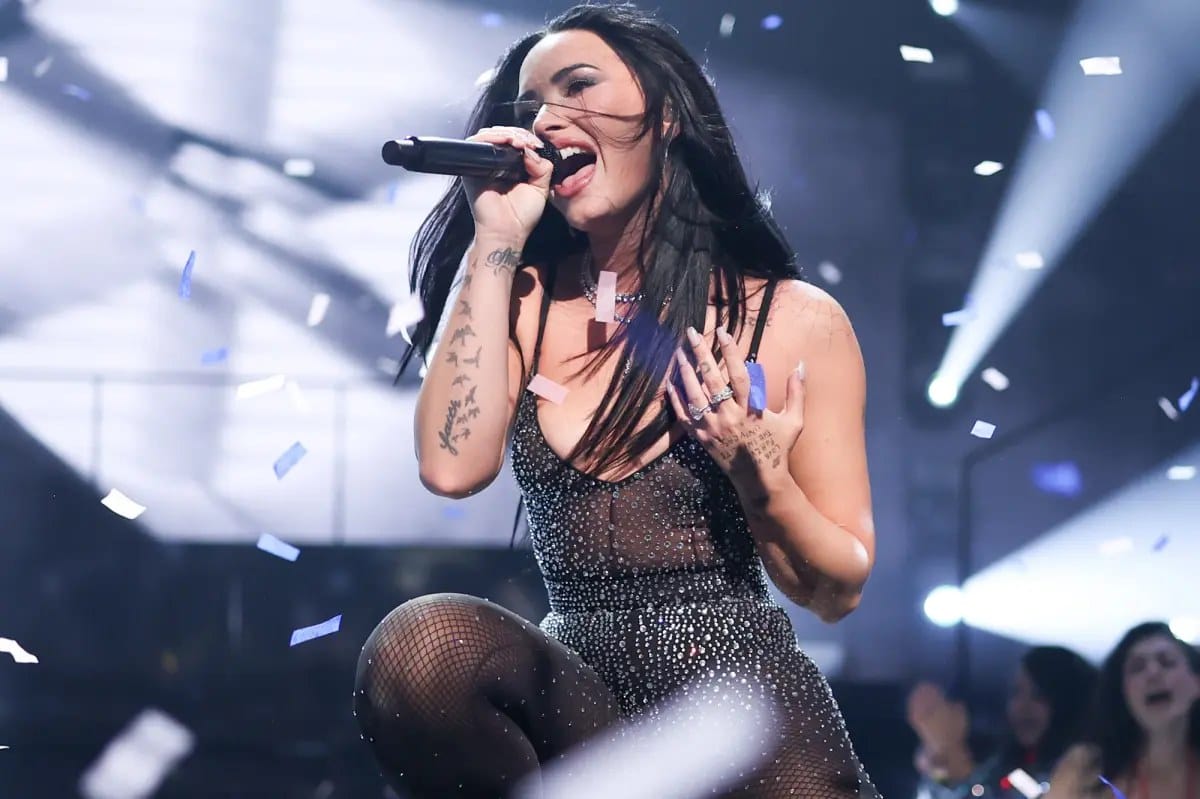 Demi Lovato cancels tour dates over health concerns — Pagesix