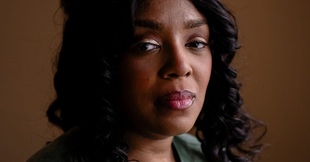 Laid-Off Battery Plant Workers Pin Blame on Ford, not Trump, for Lost Jobs — NYT > Technology