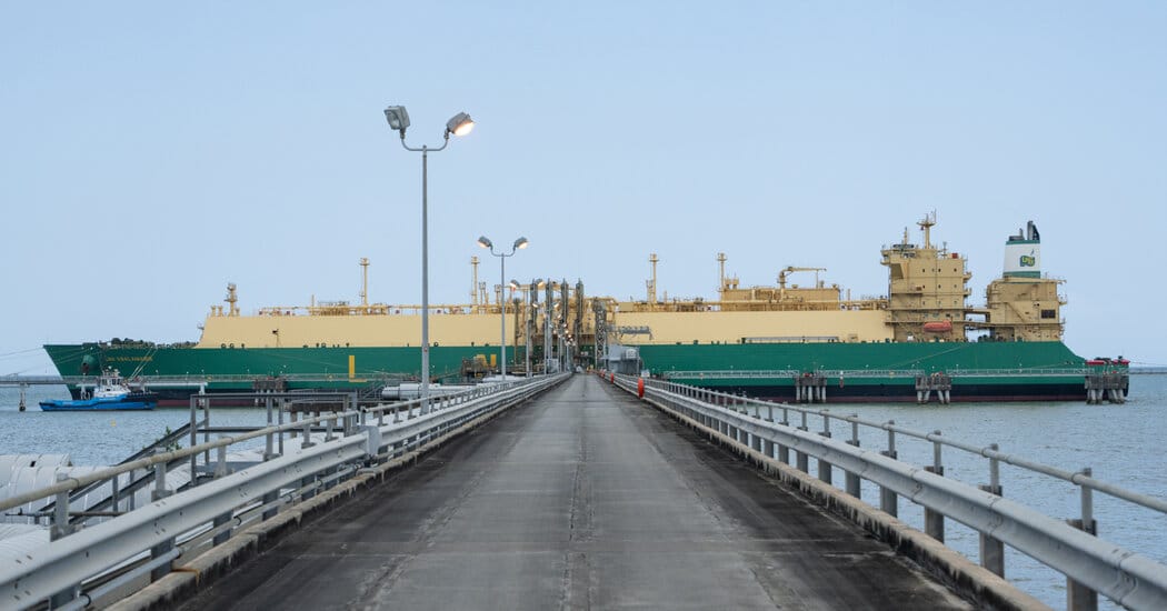 Venezuela’s Natural Gas Could Be a Faster Prize — NYT > Business > Energy & Environment