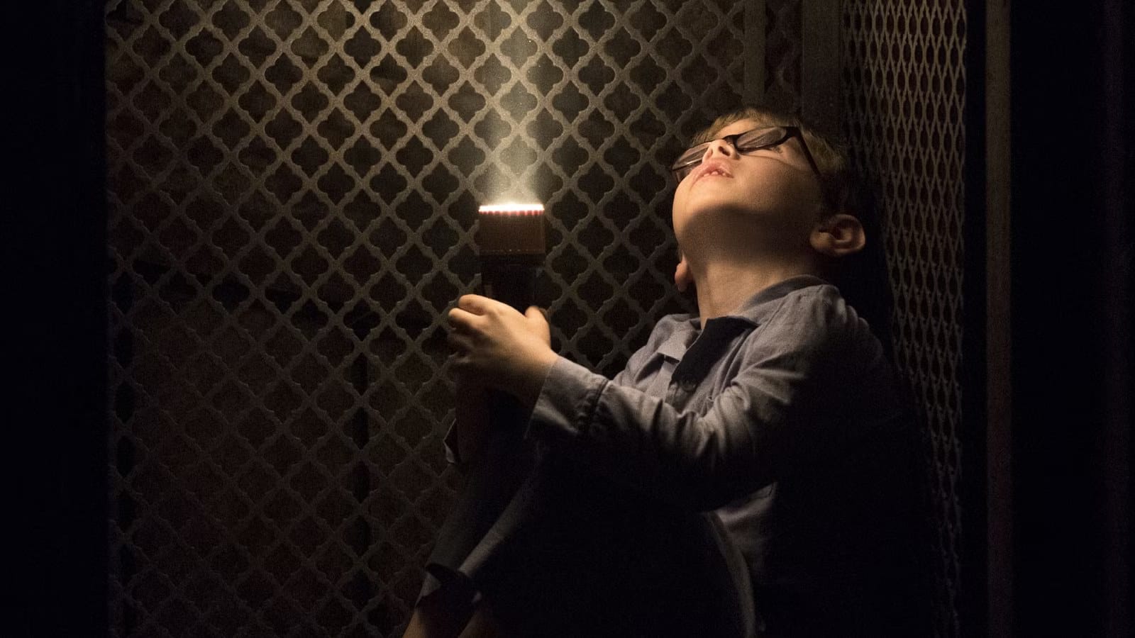 8 Scariest Horror Miniseries You Can Binge in One Night — Movieweb