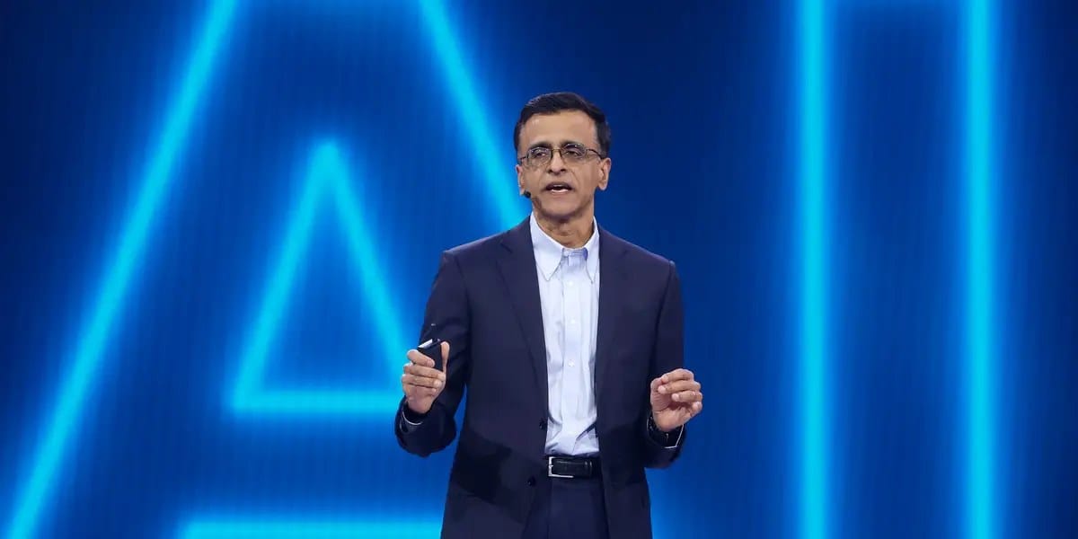 Snowflake CEO warns software could become a 'dumb data pipe' to AI — Businessinsider