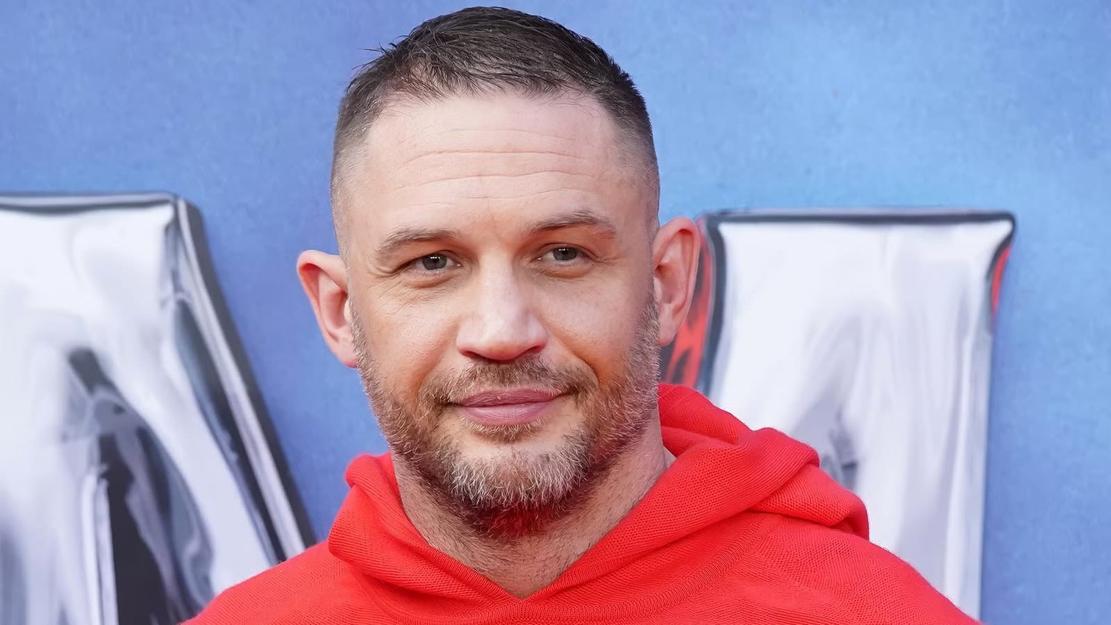 Tom Hardy's Eight-Episode Thriller Taboo Is Aging Brilliantly — Collider