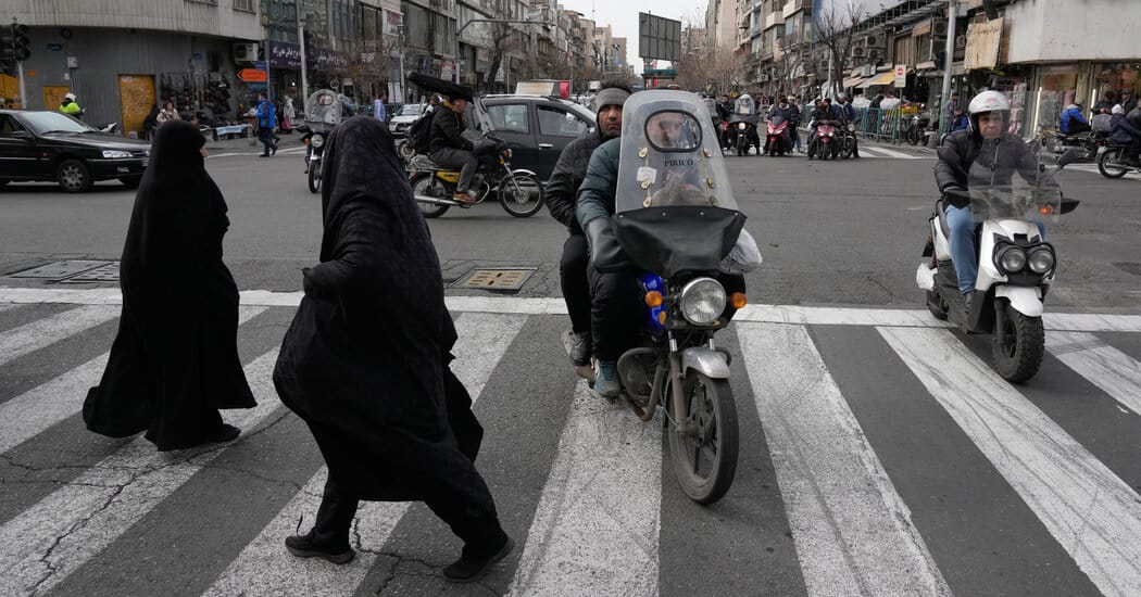 Fortieth-Day Memorials Test Iran’s Crackdown — NYT > World News