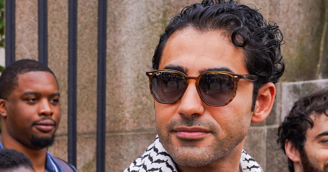 Judge Blocks Deportation of Columbia Protester Mohsen Mahdawi — NYT > Education