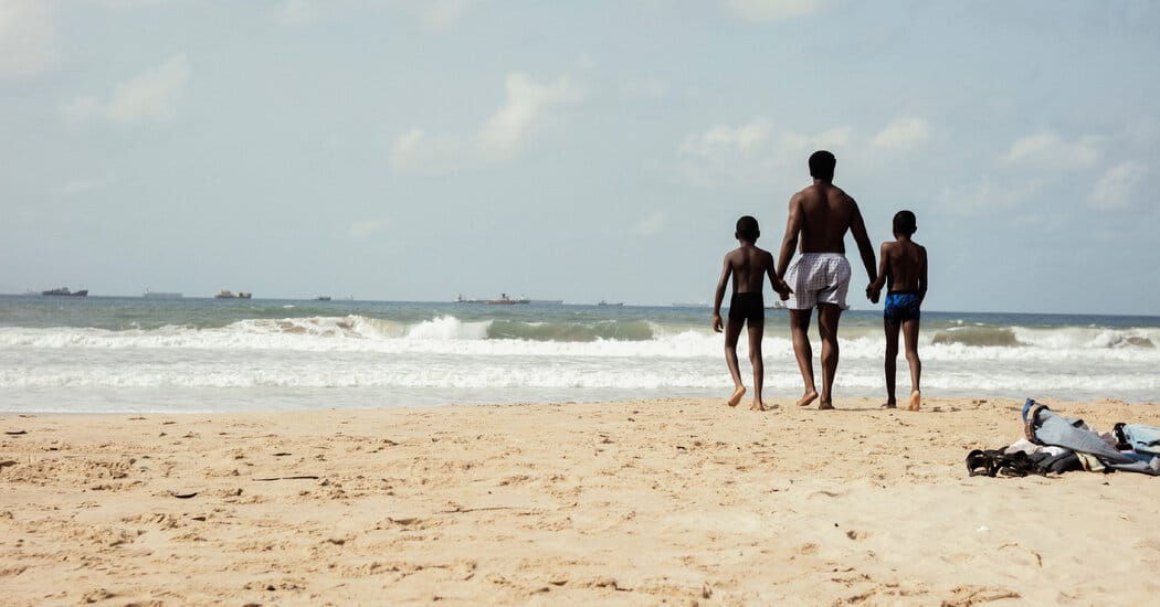 ‘My Father’s Shadow’ Review: The Double Frame of Memory — NYT > Movies