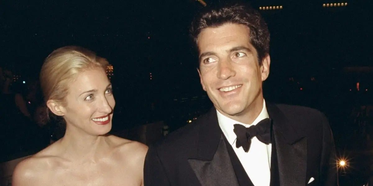 11 of Carolyn Bessette-Kennedy's best fashion moments — Businessinsider
