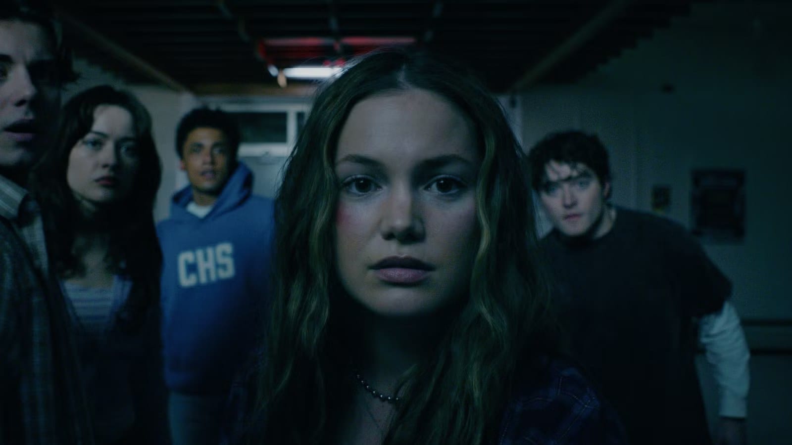 This Is Not a Test Review: Olivia Holt Anchors a Hopeful Zombie Coming-of-Age — Collider