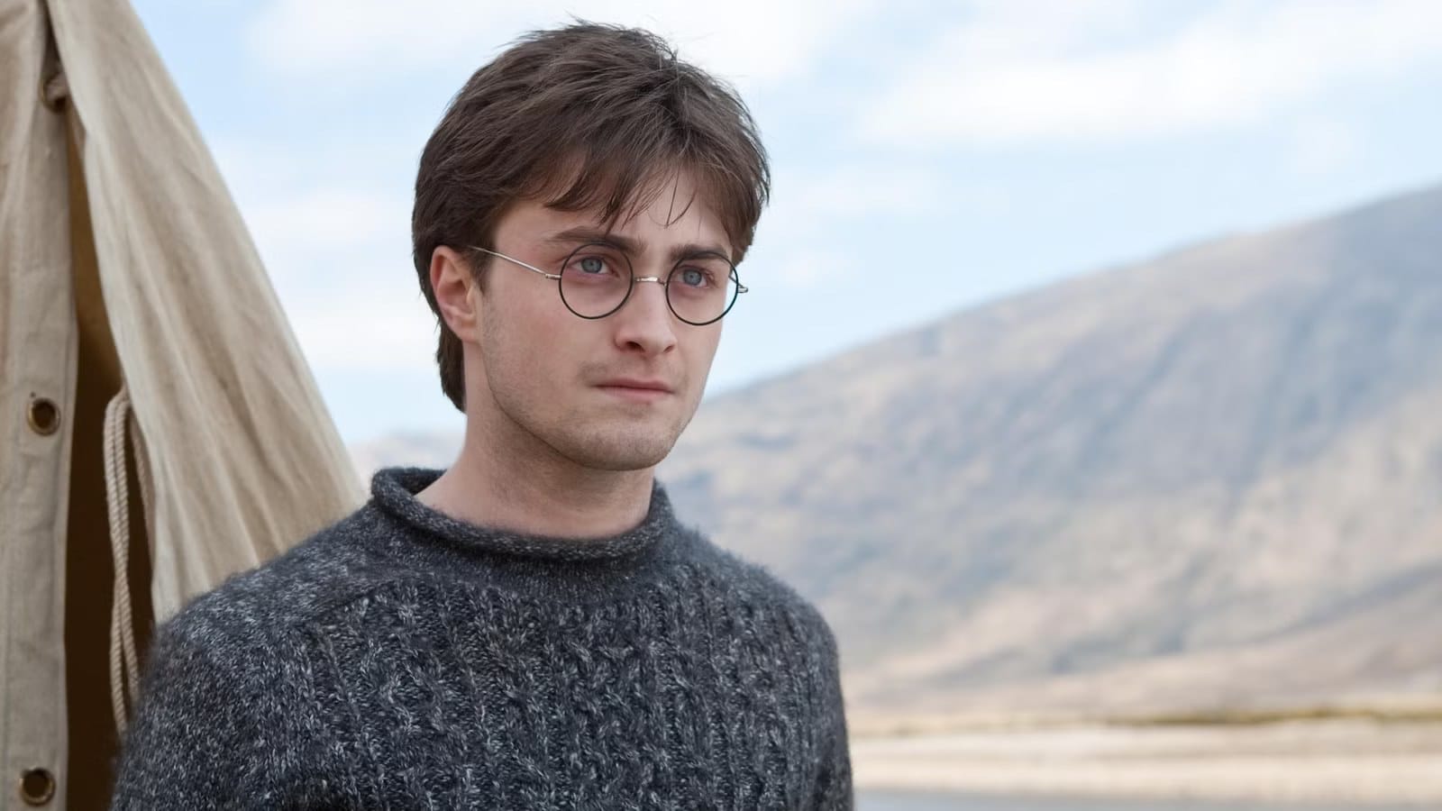 Daniel Radcliffe Recalls Michael Gambon's Antics on Harry Potter Set — Movieweb