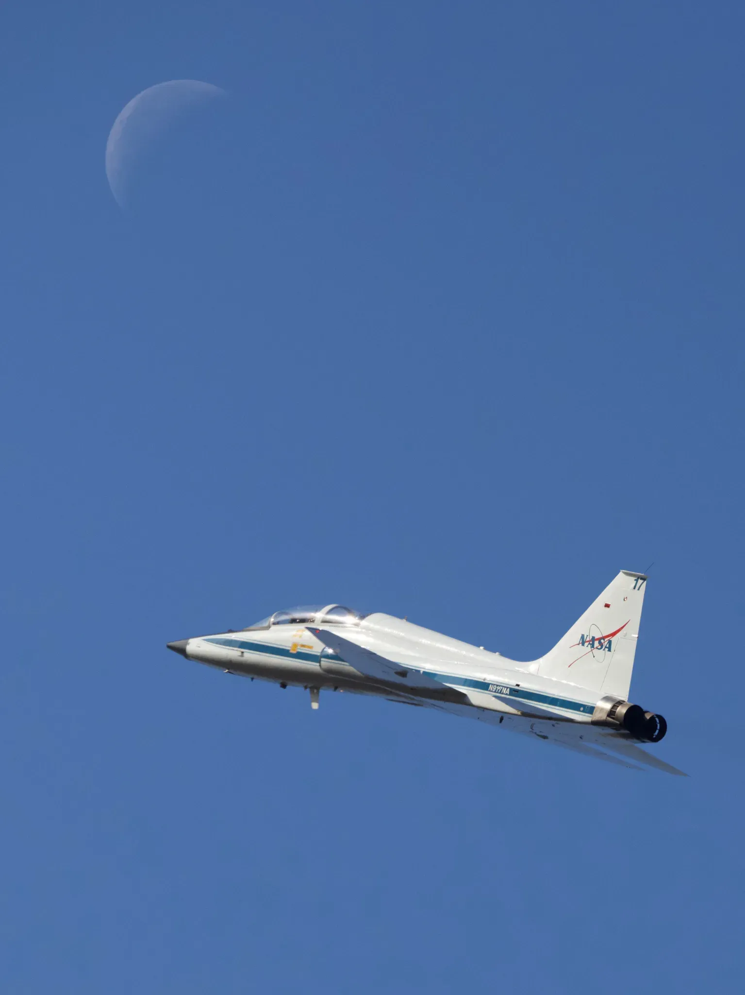 Artemis II Crew Trains on T-38 — NASA Science