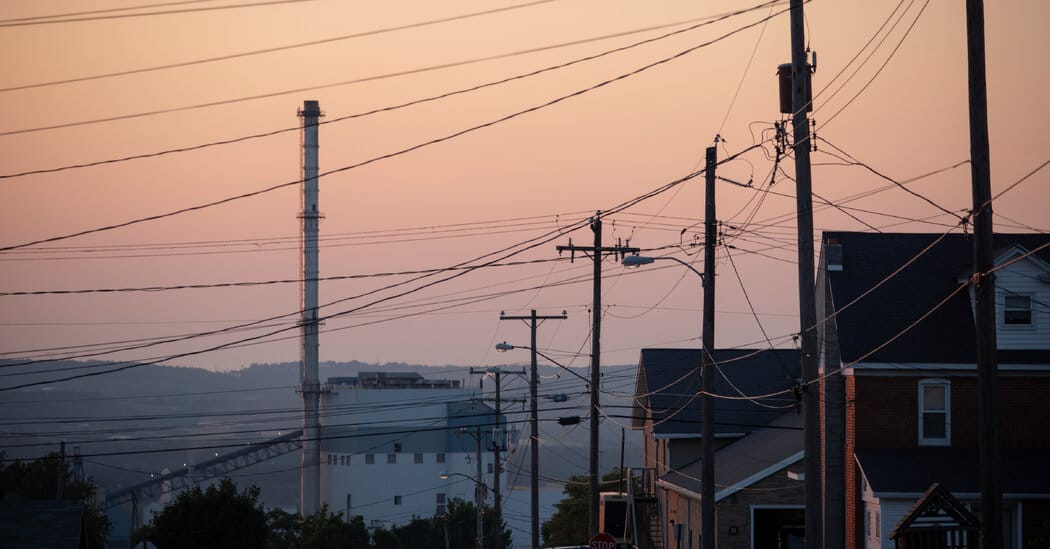 E.P.A. Weakens Limits on Mercury From Coal Plants — NYT > Business > Energy & Environment