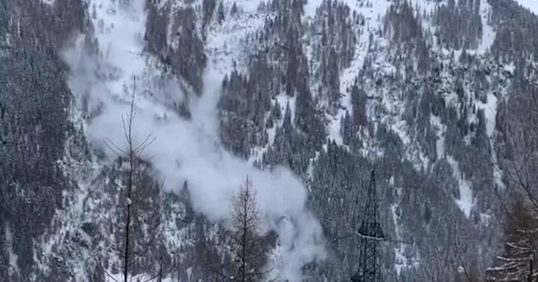 Three Die in Series of Avalanches in Austrian Alps — NYT > World > Europe
