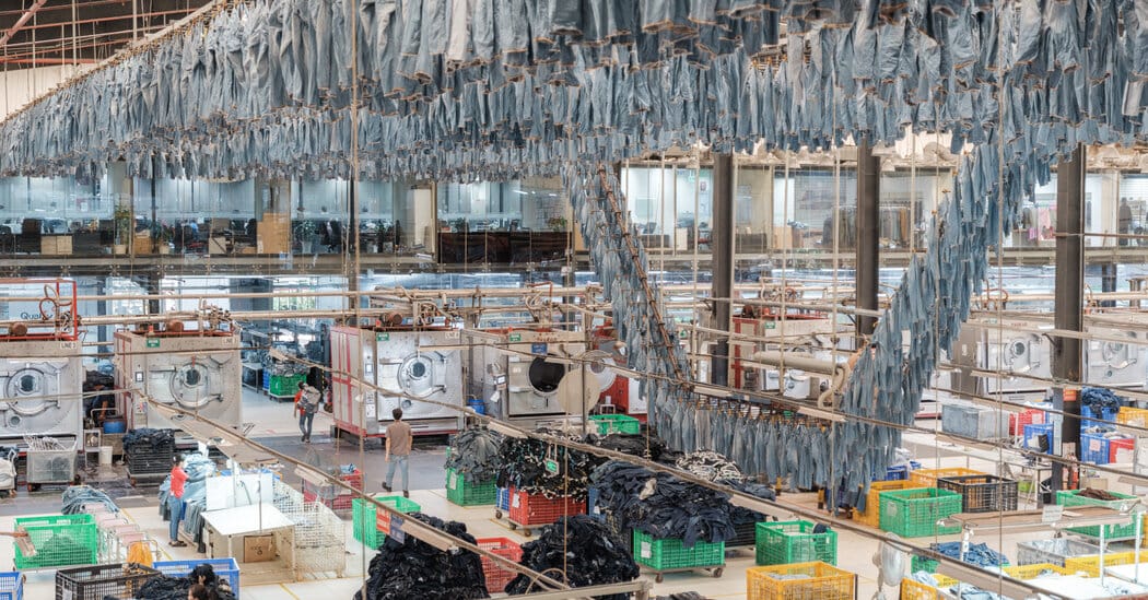 ‘Murky Waters’ for Global Businesses After Trump’s Tariff Loss — NYT > Business