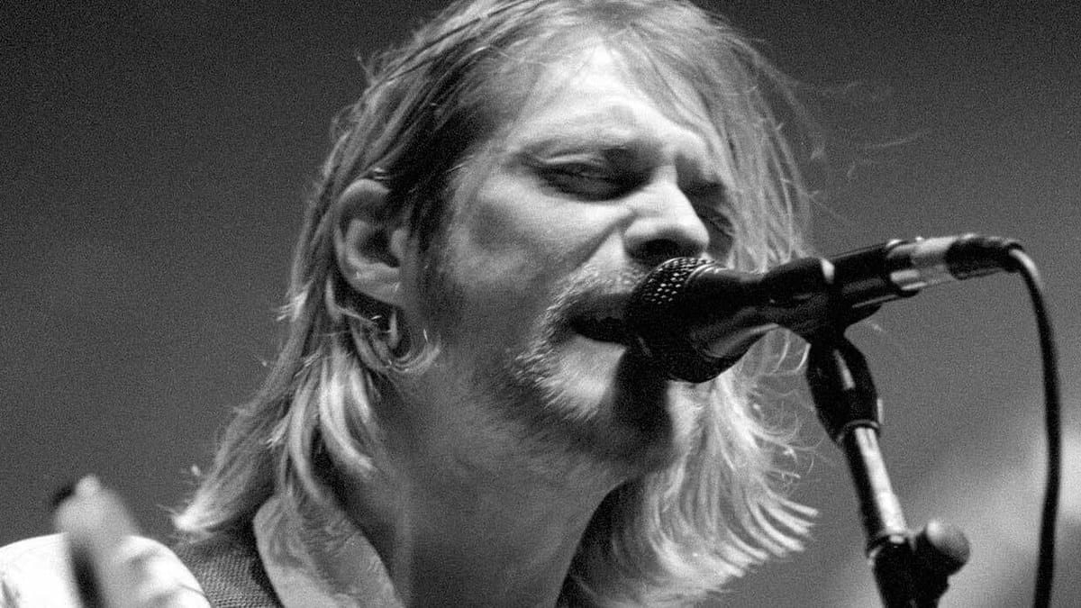 Kurt Cobain’s Feud With Guns N’ Roses Began Over a Controversial Song — Collider